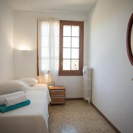Attic Dels Sentits Πάρκο διακοπών *