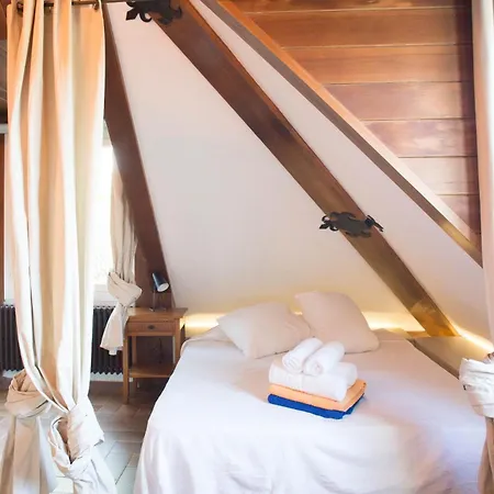 Attic Dels Sentits